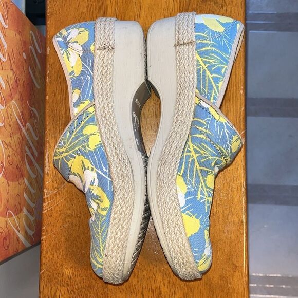 EXCELLENT CONDITION DANSKO VICTORIA TAHITI FLORAL CANVAS CLOG EURO 39/SIZE 9 - Picture 7 of 12